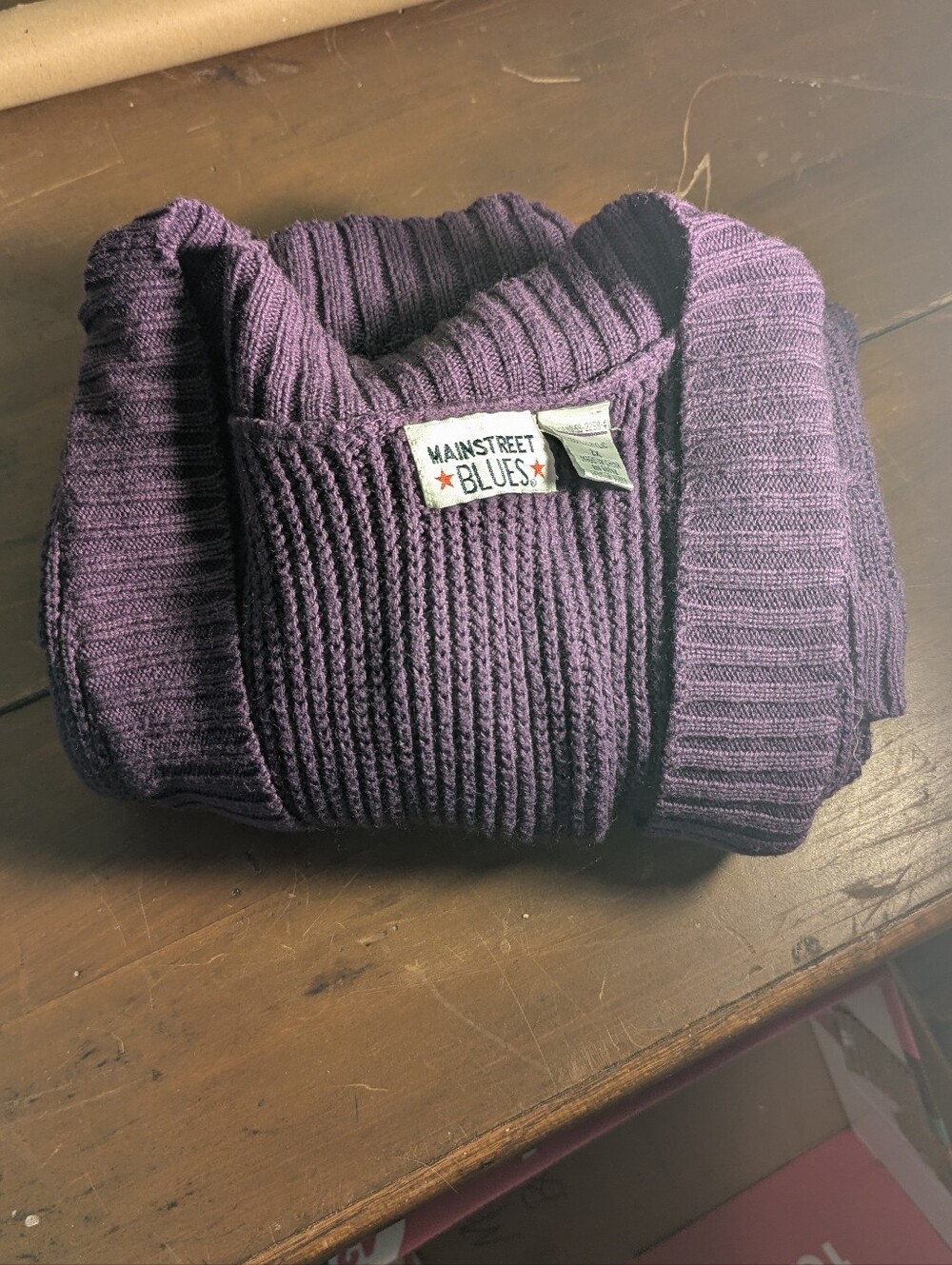 Mainstreet Blues Women’s V-Neck Ribbed Sweater — Deep Purple